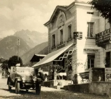 Pöstli – Ristorante Garni Post * Castasegna